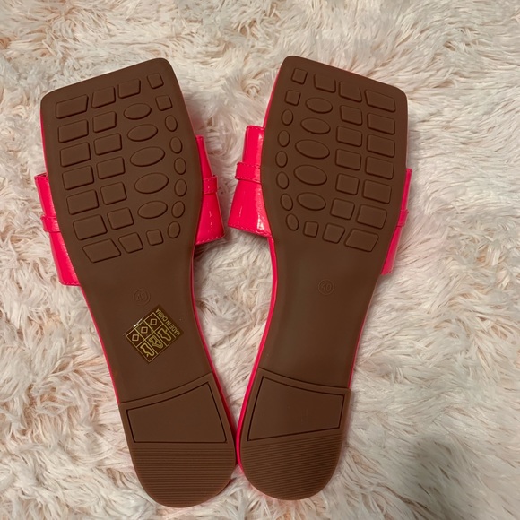 SHEIN pink sandals size 40. - Picture 3 of 3